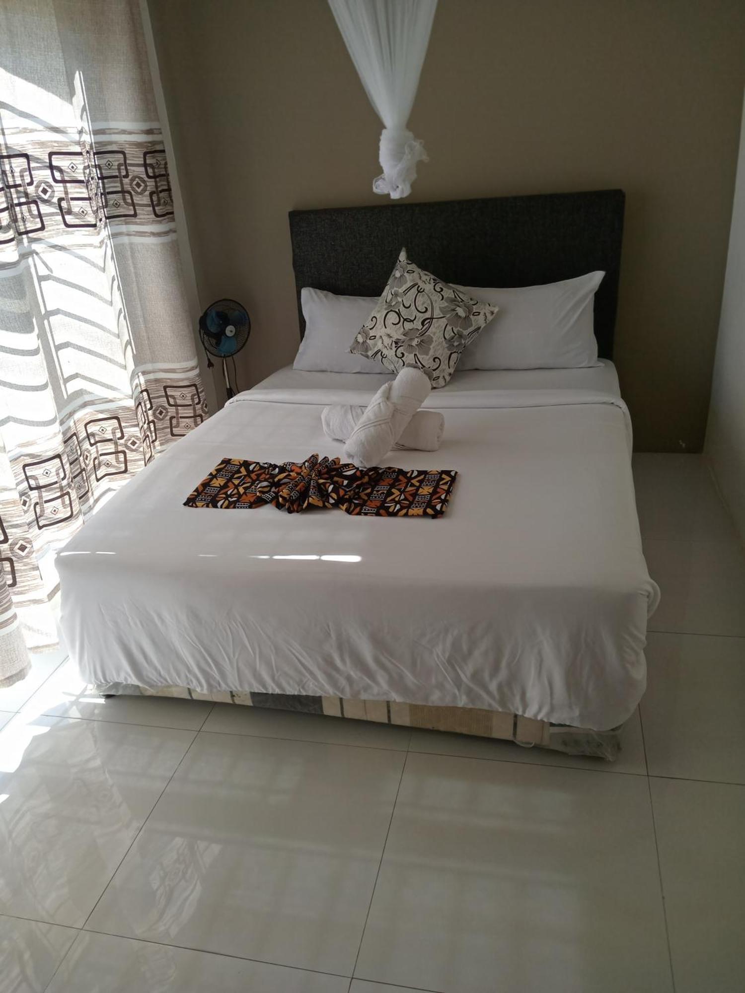 Emmrose Apartments Chingola Ngoại thất bức ảnh